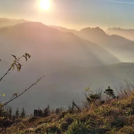 Schneiderhof مزرعة للإقامة *